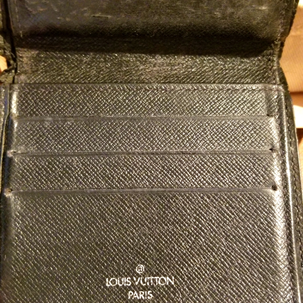 Louis Vuitton Taiga Marco Bifold Wallet